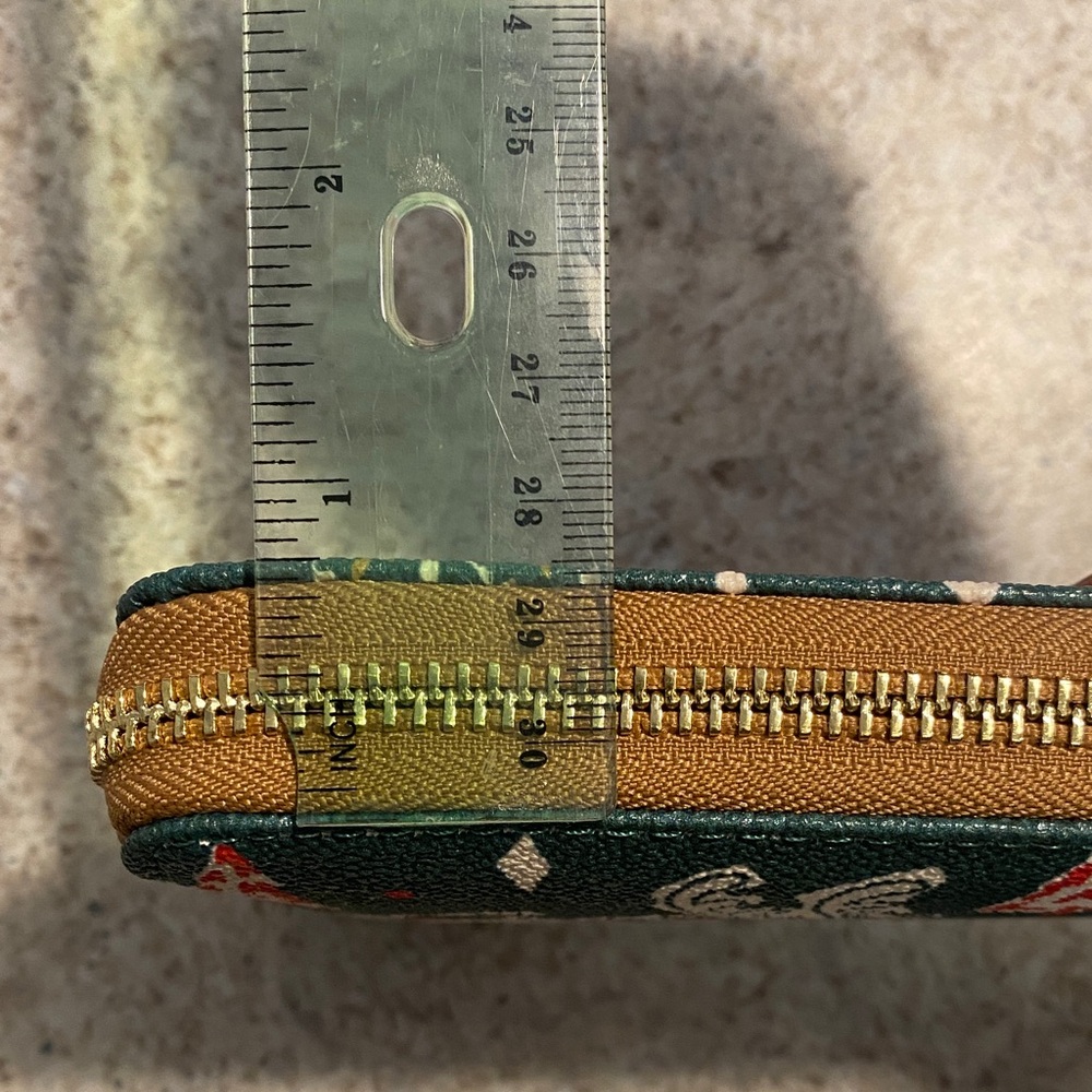 NWT Disney Dooney & Bourke Wallet - Picture 6 of 13